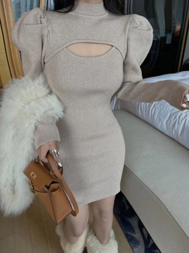 Winter new Korean version temperament thin fake two-piece design puff sleeve knitted dress bag hip skirt female