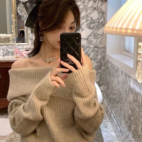 Delicate little woman/French one-shoulder niche lazy style big lapel loose sweater women