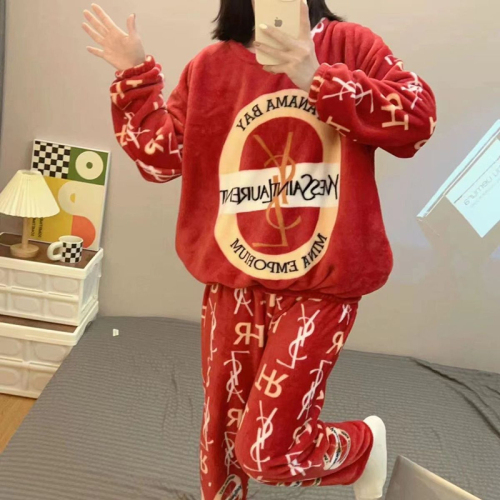 Autumn and winter pajamas women's thickened student coral fleece cartoon two-piece suit round neck flannel home service suit