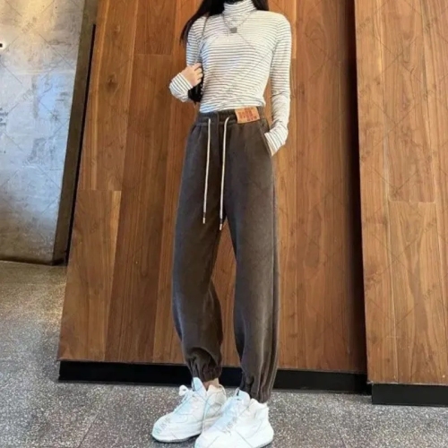 Autumn and winter harem pants women's fleece and thickened trendy new warm and thin casual pants covering meat corduroy trousers