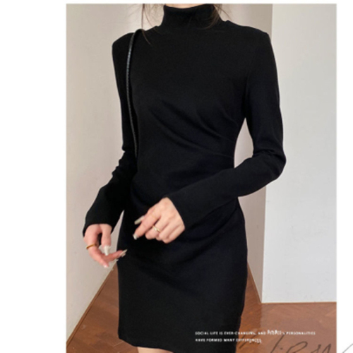 High-necked bottoming dress women's autumn and winter air folds slim waist slimming inner bag hip skirt