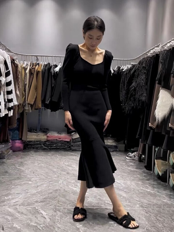【L.L STUDIO】Fashionable Korean Style Square Neck Puff Sleeve Dress 78625# PCZ