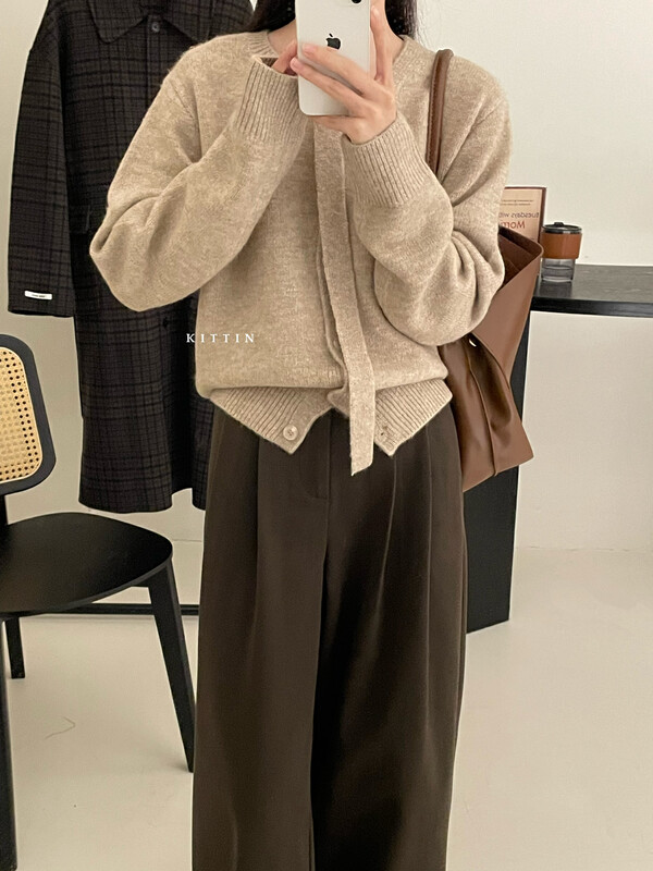 【KITTIN】Korean style slanted buckle knitted cardigan 1668