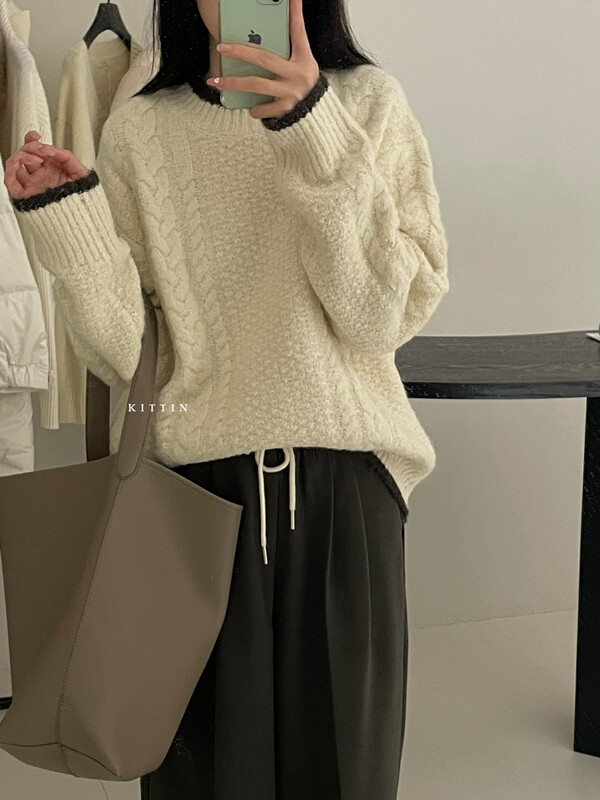 【KITTIN】Korean style round neck sweater with contrast color edge 0705