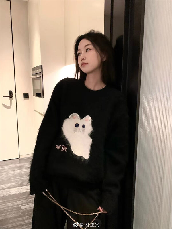 【MS STUDIO】Cute cat hand-embroidered fur warm sweater 5569# PCZ