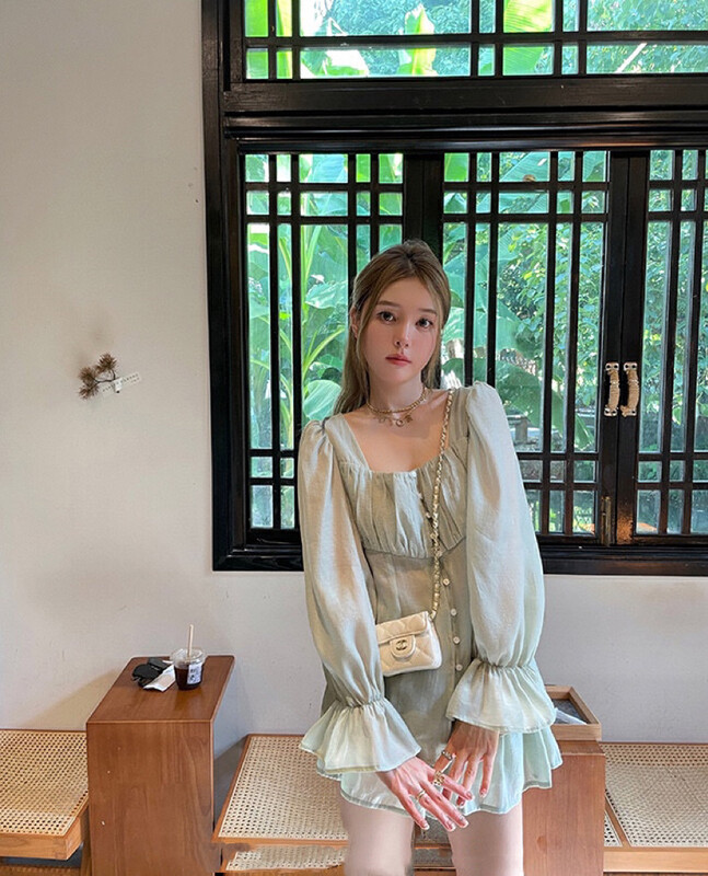 New in autumn!【WGWE】Fashion trumpet sleeve sweet top + anti-skid culottes suit 2561# FHX