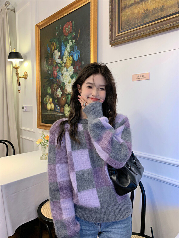 [WGWE] Contrasting color plaid round neck soft waxy knitted sweater 3155# FHX