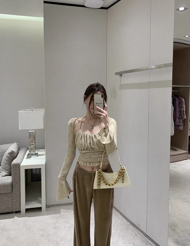【WGWE】Pure Desire Spice Girls Romantic Hanging Neck Fake Two-piece Long-sleeved T-shirts (T-shirts only) 3026# FHX