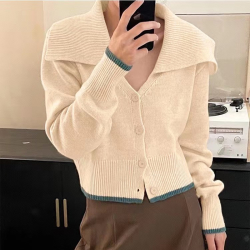 Autumn and winter Korean style simple casual large lapel contrast color edge short long-sleeved knitted cardigan jacket