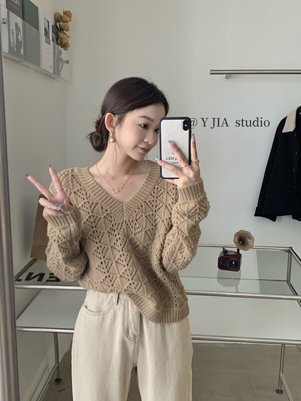 [Y.JIA Eja] Temperament Casual Hollow out V-Age Loose Lazy Sweater 377