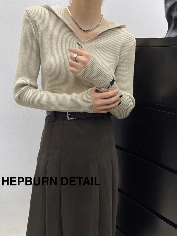 [HEPBURN Hepburn] V-neck hooded sweater sweater simple and versatile 8082