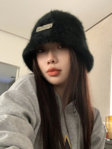 Real shot plush hat showing face small autumn and winter fisherman's hat women