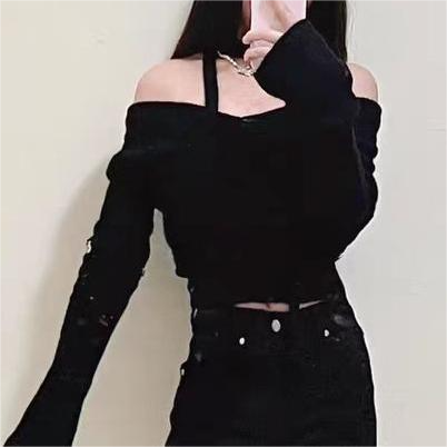2022 new autumn and winter square collar one-shoulder two-wear knitted sweater with slightly flared cuffs pure desire style short top women
