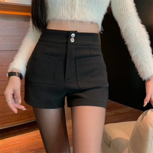 Real price!  New autumn and winter thickened outerwear black elastic high waist slim all-match A-line suit shorts