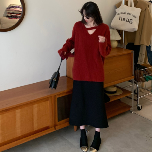 Year of the Rabbit zodiac year suit Christmas wear with a design sense fried street red sweater skirt suit female autumn and winter two-piece set