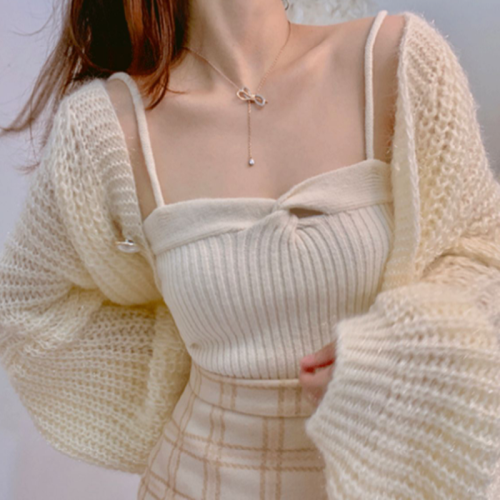 2023 new spring and summer design sense kink high waist tube top all-match knitted camisole with short top for women