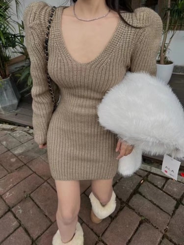 2023 spring new Korean version of the airy V-neck puff sleeve sweater dress women waist waist all-match knitted skirt