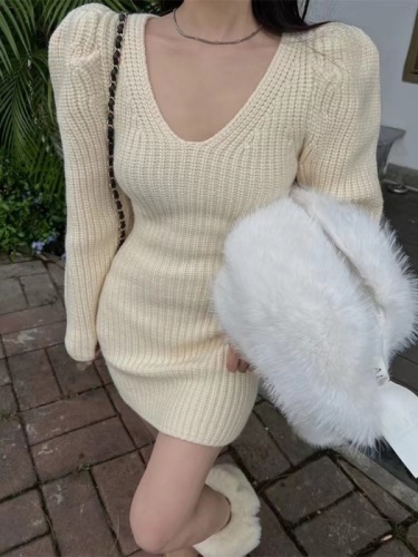 2023 spring new Korean version of the airy V-neck puff sleeve sweater dress women waist waist all-match knitted skirt