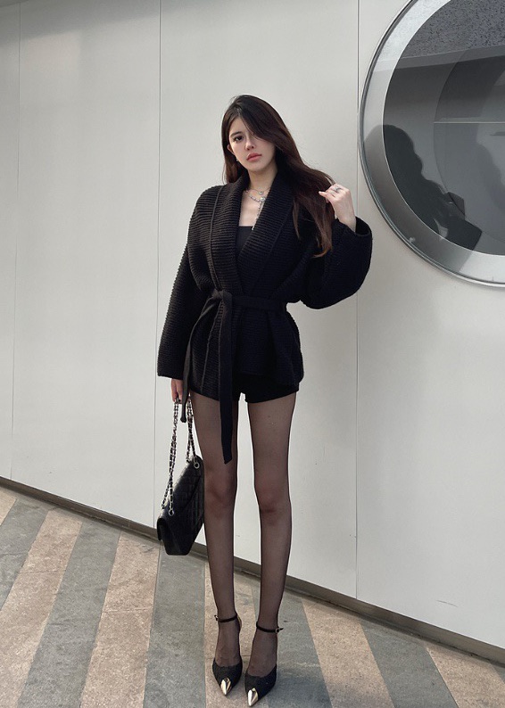 【X·H STUDIO】Autumn and winter lazy style loose fashion pure desire slim knitted cardigan (with belt) 9065# OZQ