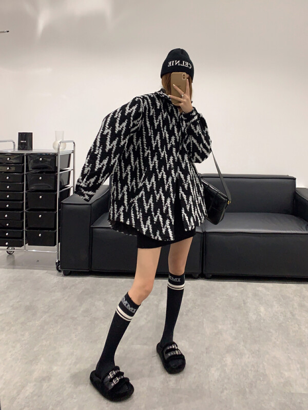 【VANESSA】Customized three-dimensional woolen coat with foreign style 708# OZQ