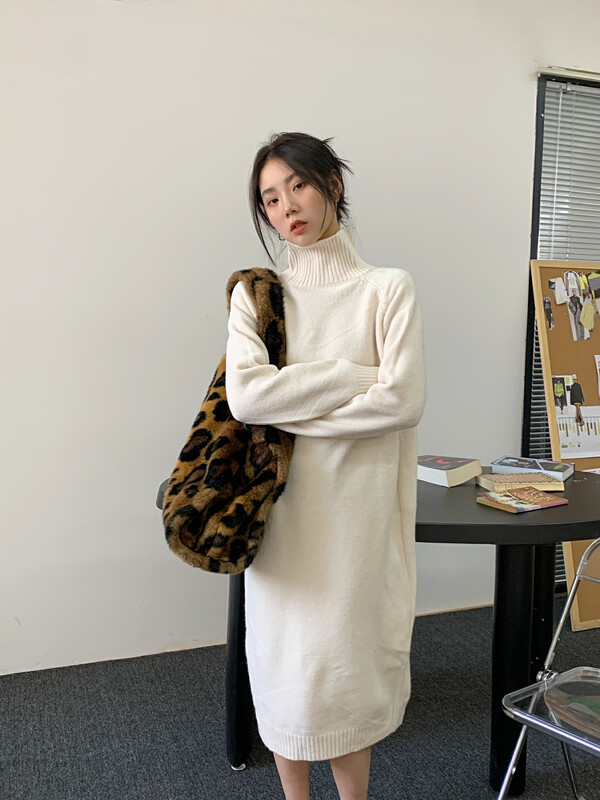 Original price 134.63! [ONIVINTAGE Ouni] high collar wool raglan sleeve dress OW218N4039