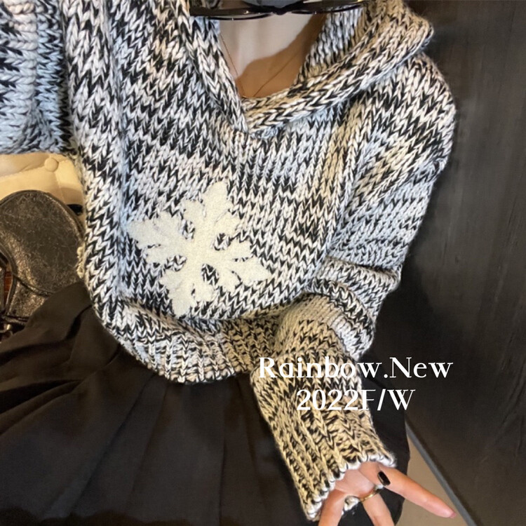 【RAINBOW】Christmas Snowflake Hooded Autumn and Winter Atmosphere Lazy Wind Loose Sweater Hooded Short Section 28909