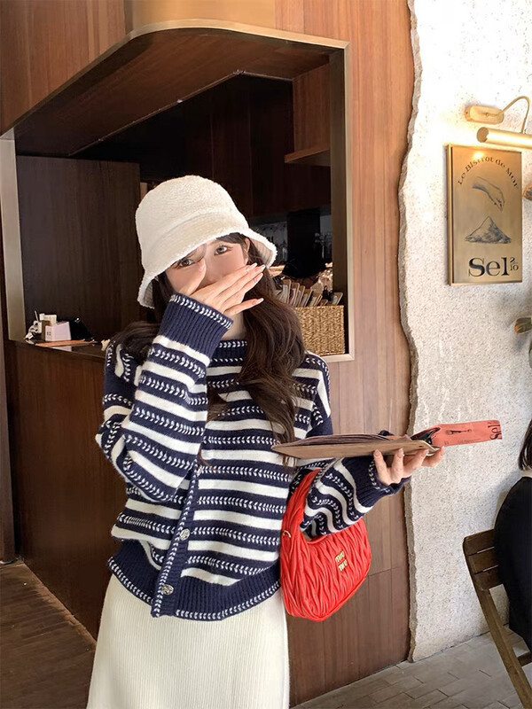 [X·H STUDIO] Contrasting color design lazy pullover round neck warm sweater 06170# OZQ