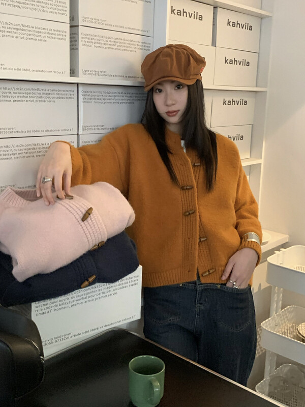 Original price 123.95! [ONIVINTAGE Ouni] bullet button sweater sweater OYW226N6742