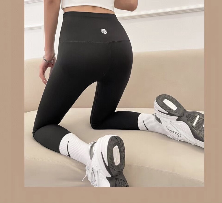 【YAYA】Composite velvet high-waisted abdomen and hip-lifting leggings 6221-1# WR