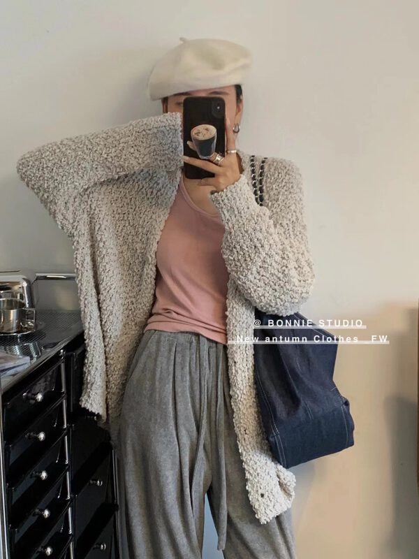 New in autumn! [BONNIE] V-neck loose single-breasted knitted cardigan 2591# XJ