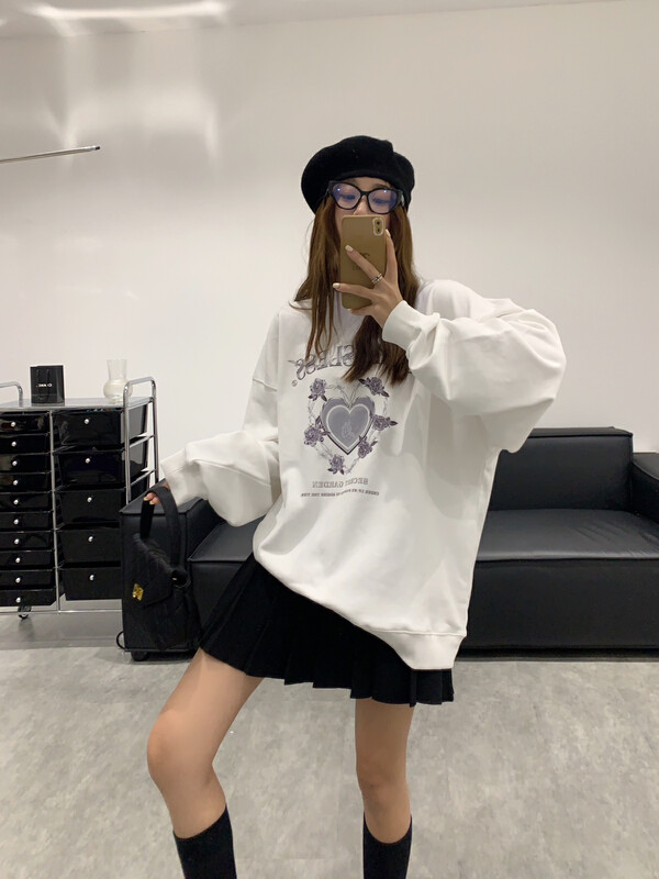 Original price 157.79! [VANESSA] Minority metal love pattern lazy wind loose sweater 8887# OZQ