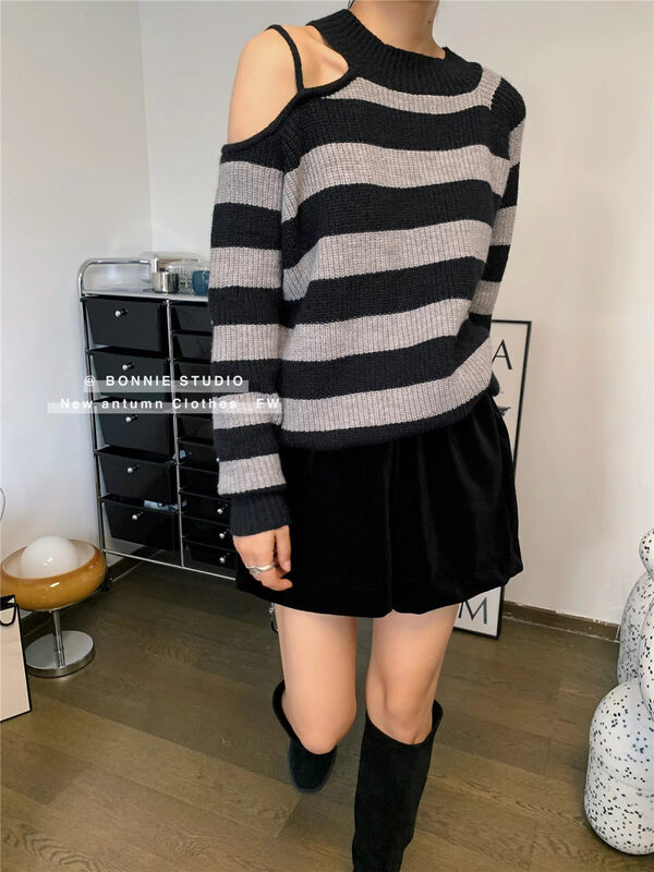 【BONNIE】Design wide striped off-shoulder warm sweater T2012# XJ