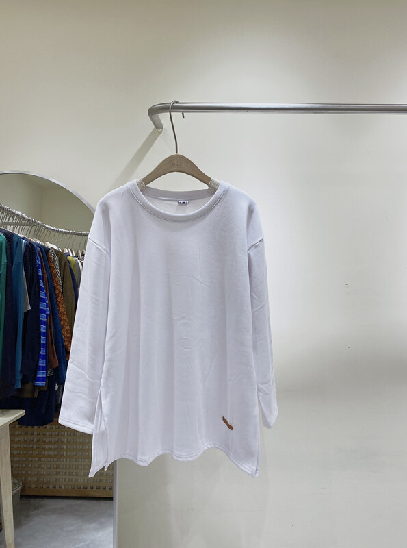 【DA.7】Leather label decoration loose long-sleeved T-shirt 3392# LSL