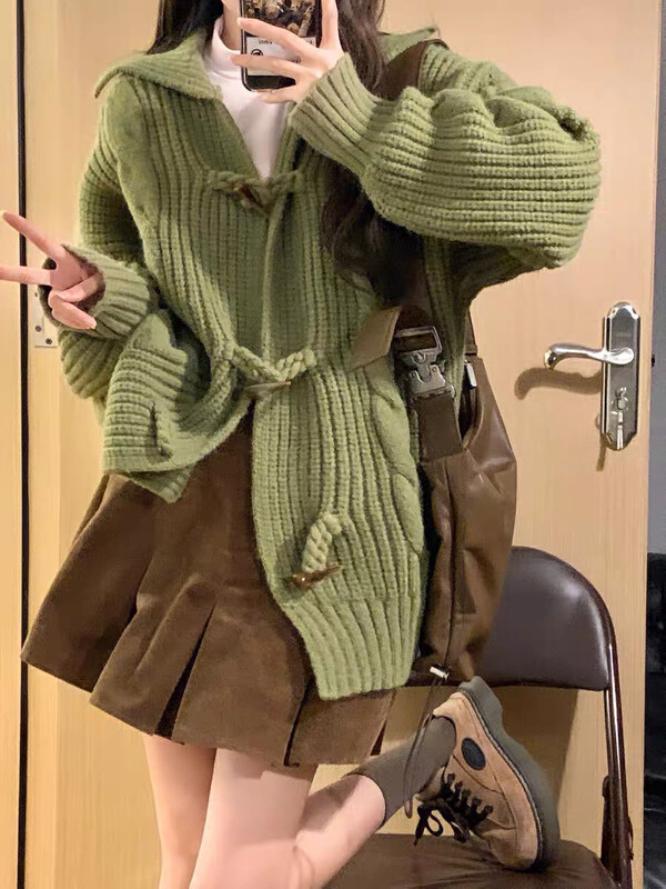【Huaxi】Green horn button sweater + sweet skirt suit 1020# PCZ