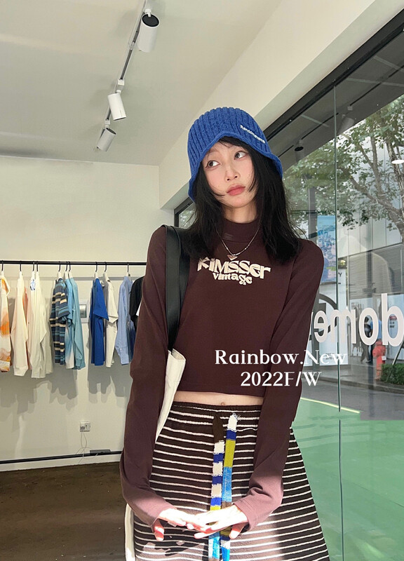 [RAINBOW] Autumn new niche design chest letter all-match half-high collar short long-sleeved T-shirt 08598