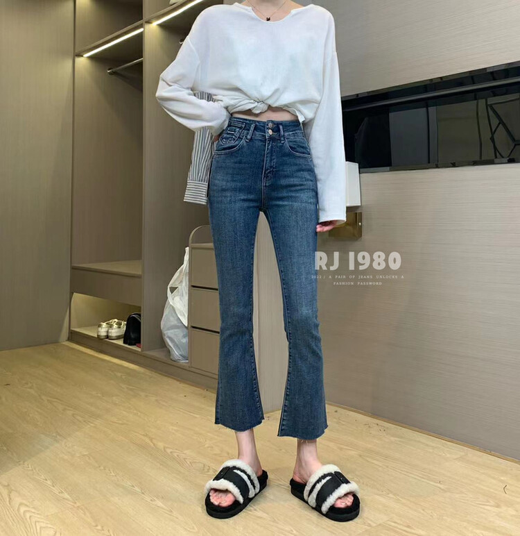 【1980】Winter new thin velvet slim stretch nine-point flared jeans 63636
