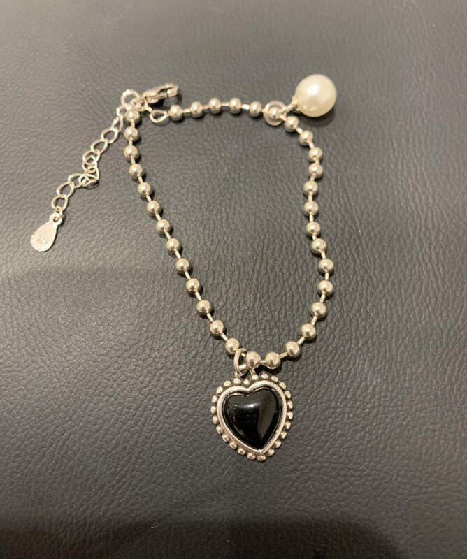 Original price 169.99! 【VANESSA】Korean version of love all-match bracelet (with box random delivery) 9657# OZQ