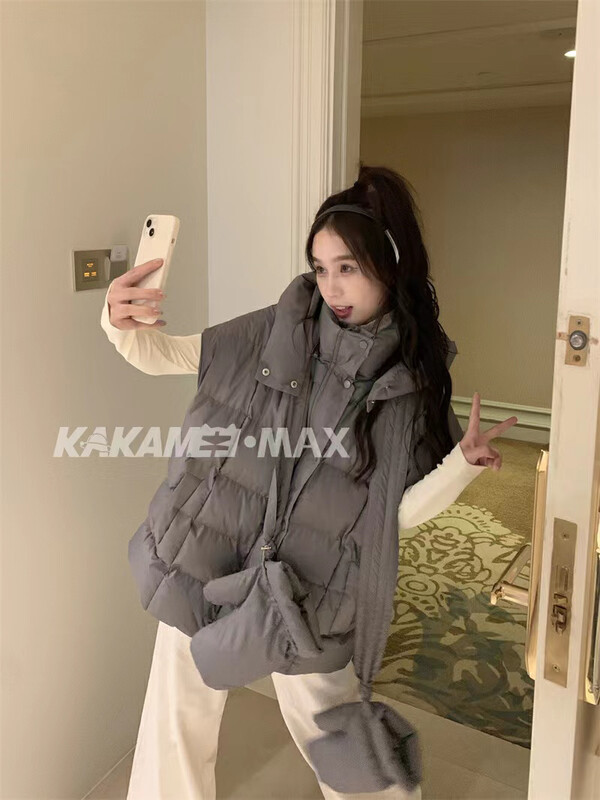 [KAKAMEE] New fashion warm detachable hat jacket vest vest down jacket (with belt, gloves) with gloves belt cotton N099