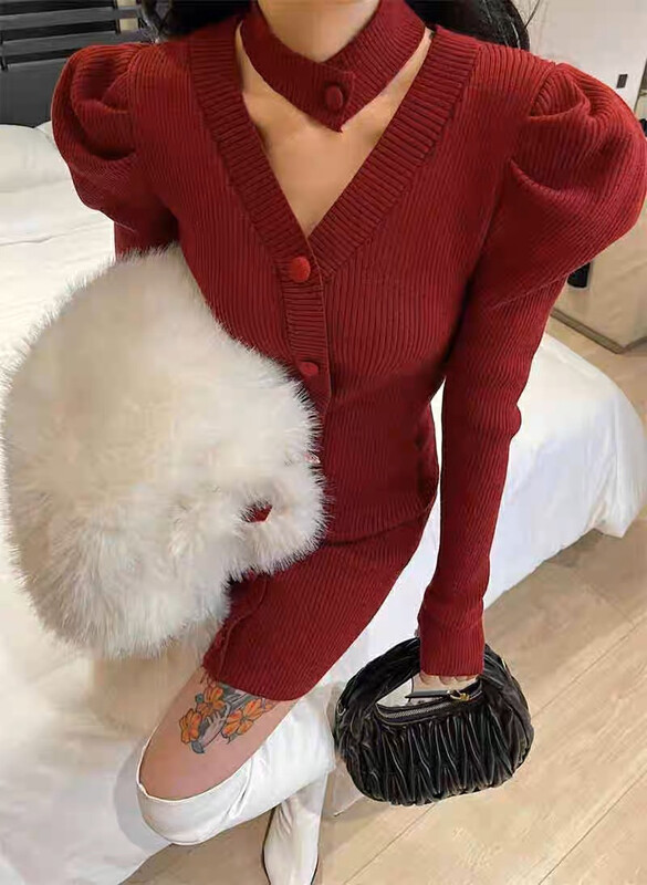 [Huaxi] Halter Neck V-Neck Puff Sleeve Hot Girl Slim Knitted Dress 1117# PCZ