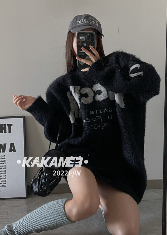 [KAKAMEE] American letter embroidered men's and women's autumn and winter couple loose pullover mink hair warm sweater n1973# CQW