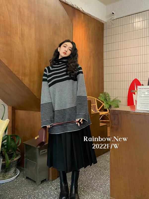 [RAINBOW] Autumn and winter French design feeling niche cashmere high collar oblique shoulder zipper striped sweater sweater women's loose lazy wind hair 333-