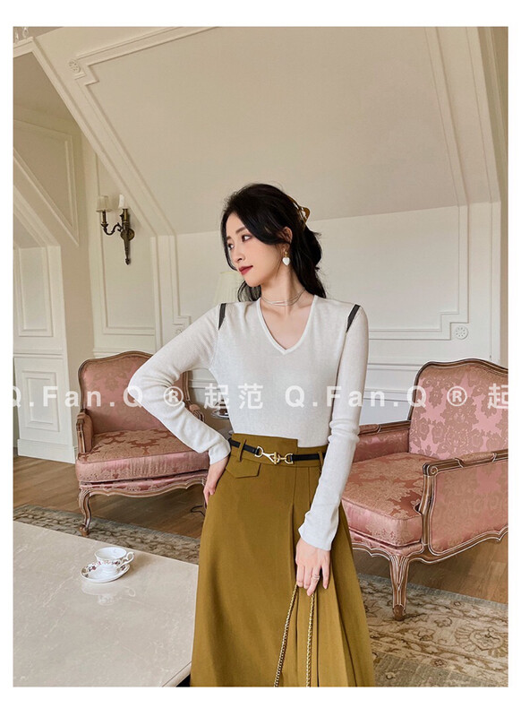 [Qifan] Heavy industry beading craft super versatile bottoming shirt 2221# JHY