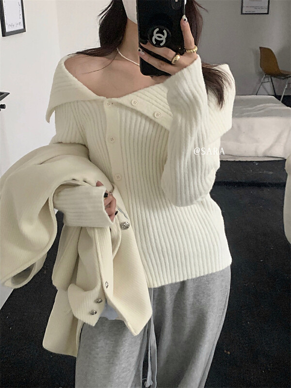 [Huaxi] Spice Girl Pure Desire Style Irregular Warm Sweater 1090# PCZ