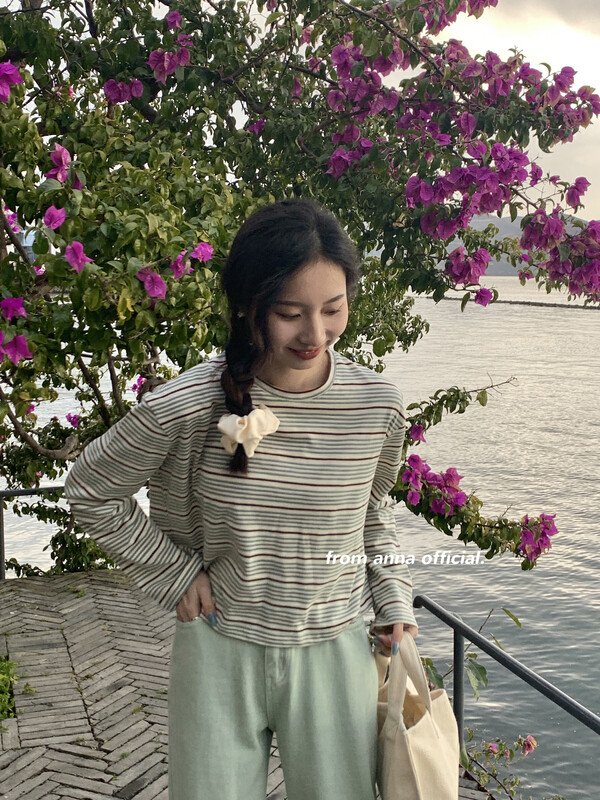 【FROM ANNA/TABLE BLUE】Round neck color contrast striped long-sleeved T-shirt T6043# LSW