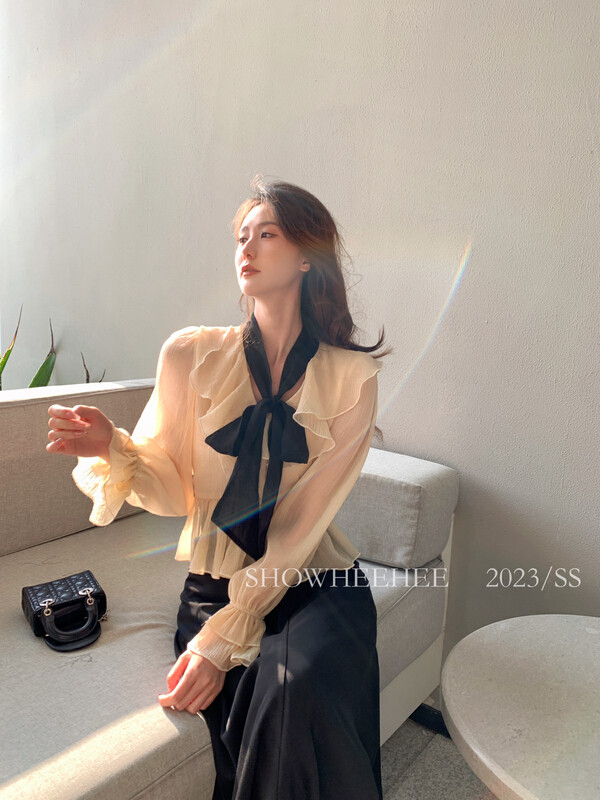 2023早春新款！【秀熙熙】 法式溫柔風撞色系帶蝴蝶結荷葉邊領百搭襯衫  9399#  ZXX