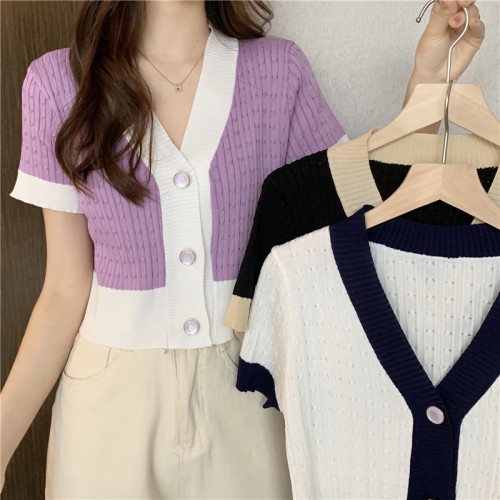The new Korean version of the small loose V-neck color contrast short top cardigan female C1380203 icy silk