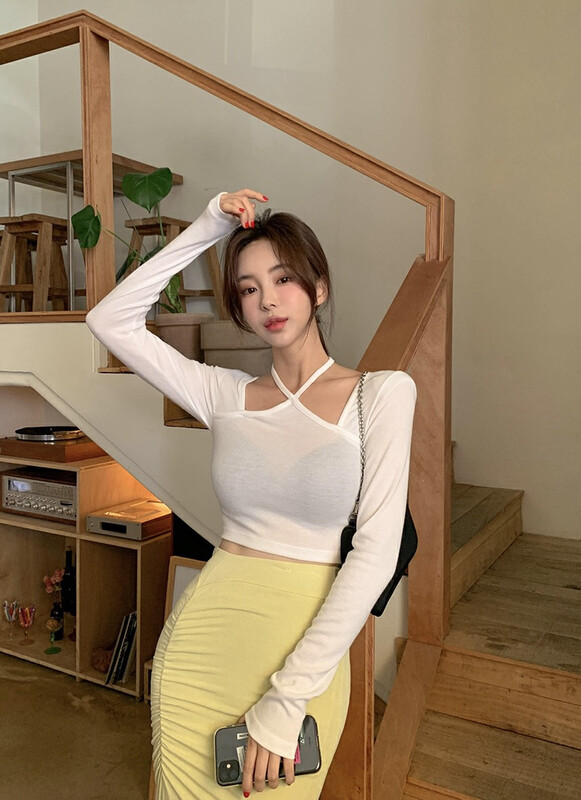 2023 early spring new! 【SAVAGE】Korean hanging neck strapless shoulder pad design long-sleeved T-shirt S2090# LXC