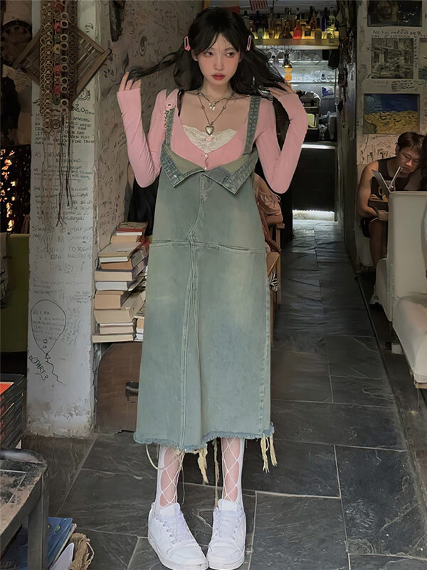 【L.L STUDIO】Simple slim bottoming shirt + Korean straight denim suspender skirt suit 78776# PCZ