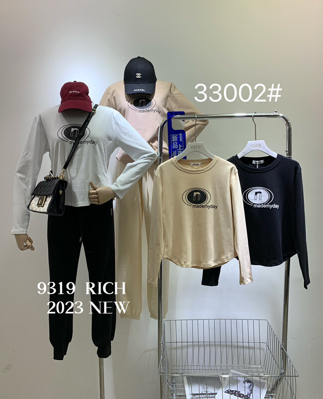 2023 early spring new style! [9319] spring bottoming print round neck long-sleeved T-shirt 33002# L