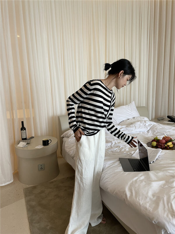 [SOUL] Striped Korean version of the all-match long-sleeved T-shirt 6710311tm# CLS